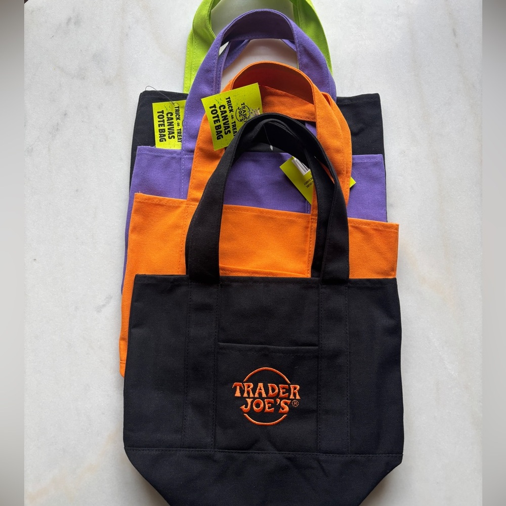 Trader Joe's Multi-Color Tote Bag Set